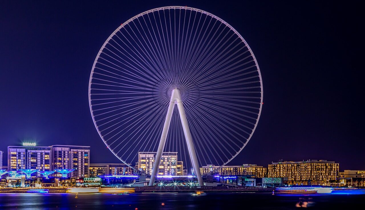 Giant ferris Wheel